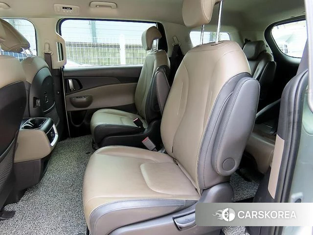 Kia Carnival 4th generation id 4623604 из Кореи 16