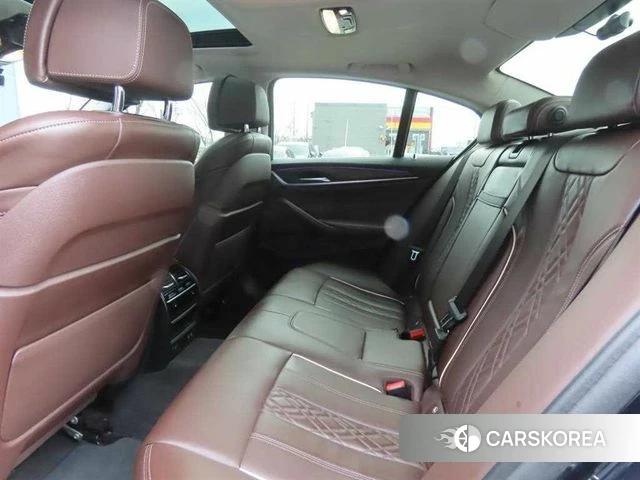 BMW 5 Series (G30) id 3924502 из Кореи 16