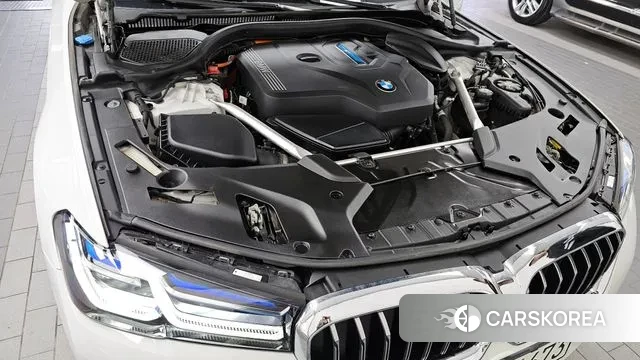 BMW 5 Series (G30) id 3322570 из Кореи 16