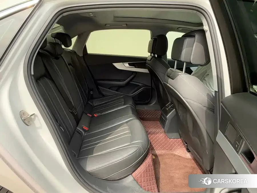 Audi A4L 2021 Белый из Китая, фото 6