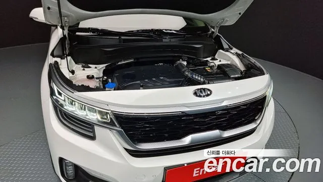 Kia Seltos id 2335544 из Кореи 16