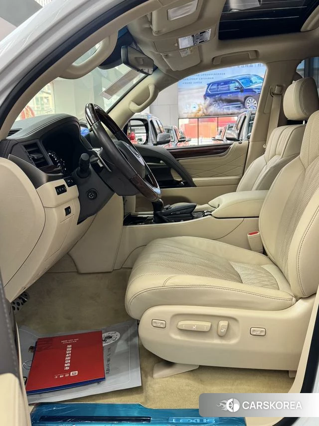 Lexus LX id 4273766 из Китая 12