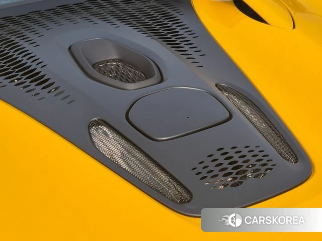 McLaren Artura id 3850703 из Кореи 16