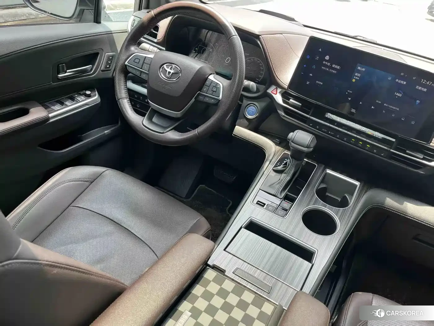 Toyota Sienna 2022 Белый из Китая, фото 6