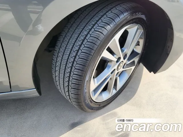 Hyundai Avante AD id 2690107 из Кореи 14