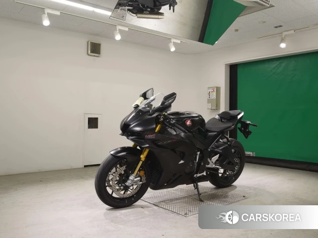Проданный Honda CBR1000RR-R FIREBLADE SP 2025 из Японии, фото 4