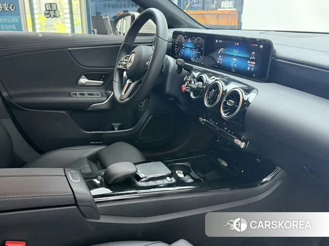 Mercedes-Benz Class A id 4272535 из Китая 13