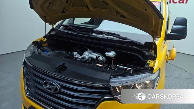 Hyundai The New Grand Starex id 3032902 из Кореи 16