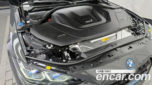 BMW i4 id 2815969 из Кореи 16