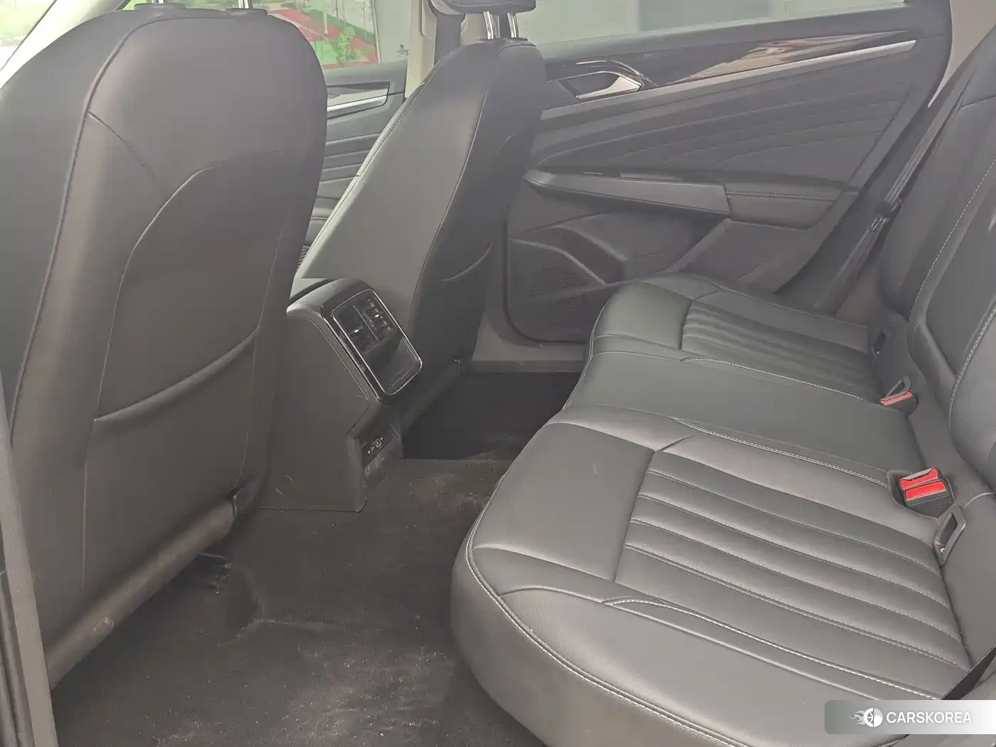 Volkswagen Passat 2022 Черный из Китая, фото 6