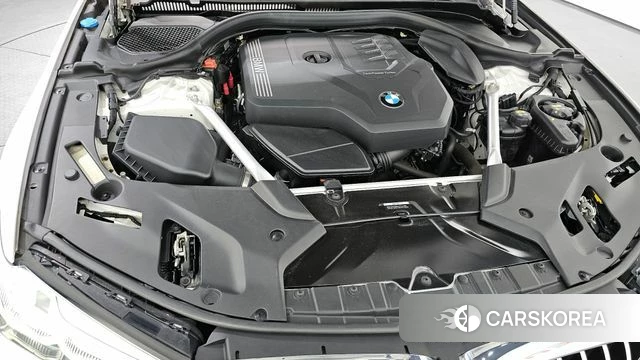 BMW 5 Series (G30) id 4186632 из Кореи 31