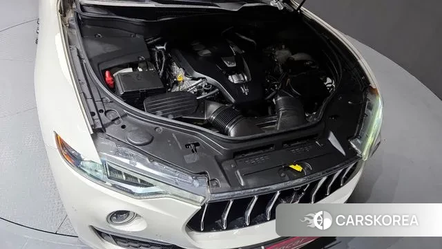 Maserati Levante id 3727557 из Кореи 16