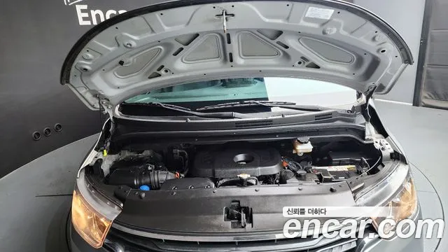 Hyundai The New Grand Starex id 2364287 из Кореи 16