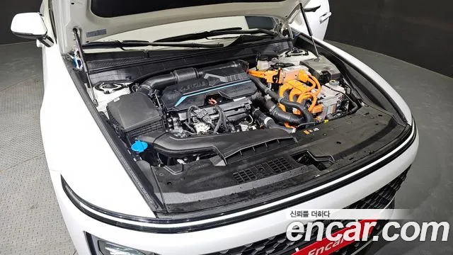 Hyundai Grandeur Hybrid (GN7) id 2426007 из Кореи 16