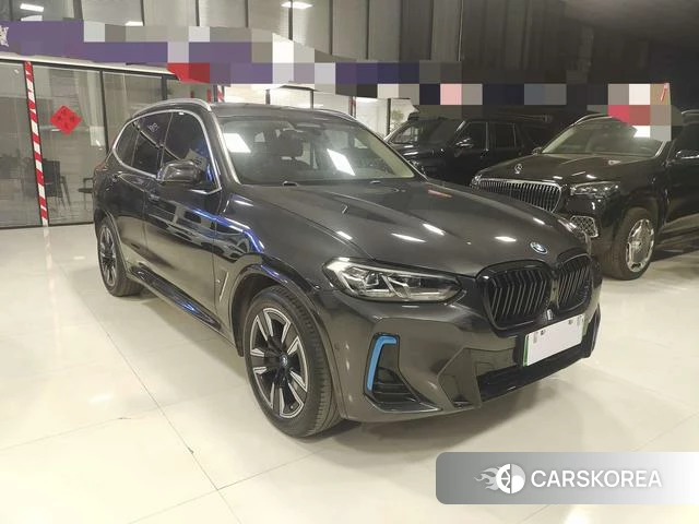 BMW iX3 2022 Темно-серый из Китая, фото 6