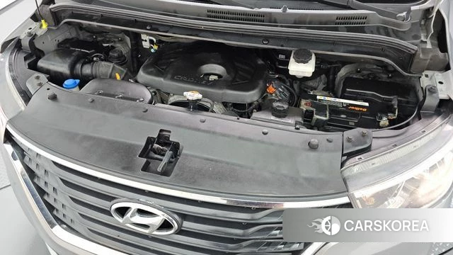 Hyundai The New Grand Starex id 4435468 из Кореи 16