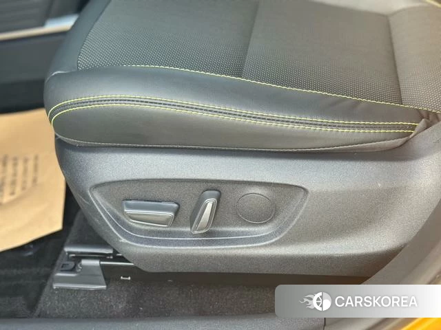 Toyota bZ5 id 4334817 из Китая 13