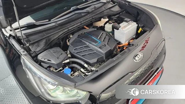 Kia Niro EV id 3557937 из Кореи 16