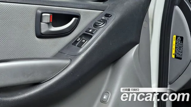 Hyundai The New Grand Starex id 2677480 из Кореи 16