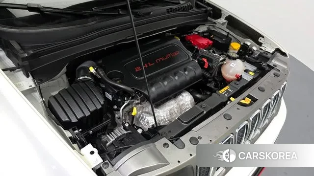 Jeep Renegade id 3735995 из Кореи 16