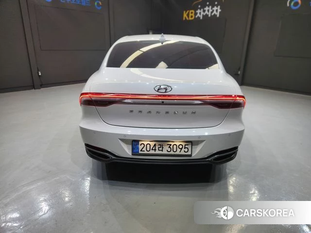 Hyundai The New Grandeur IG id 3911038 из Кореи 16