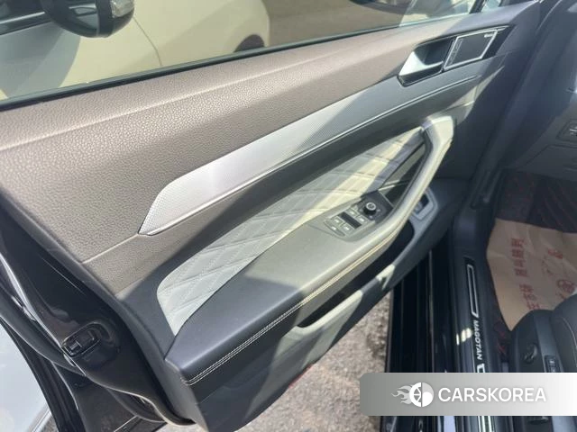 Volkswagen Magotan id 4257817 из Китая 10