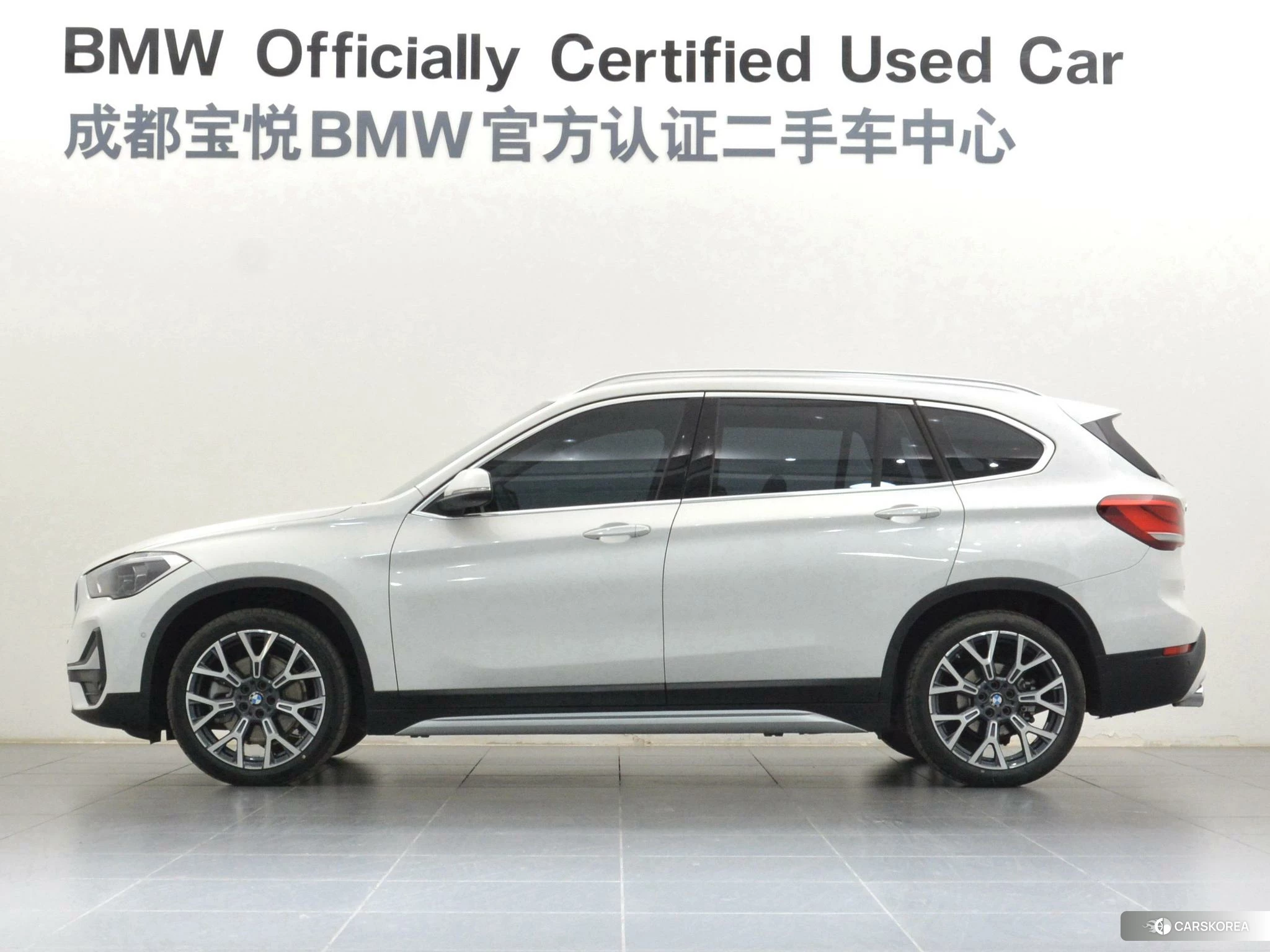 BMW X1 id 4512829 из Китая 10