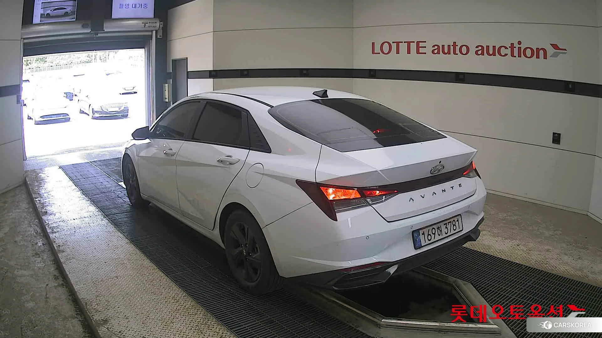 Hyundai Avante id 4289457 из Кореи 33