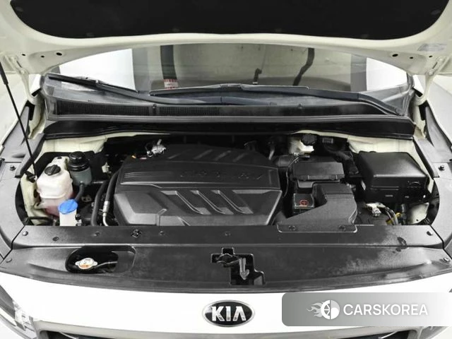 Kia The New Carnival id 4865250 из Кореи 16
