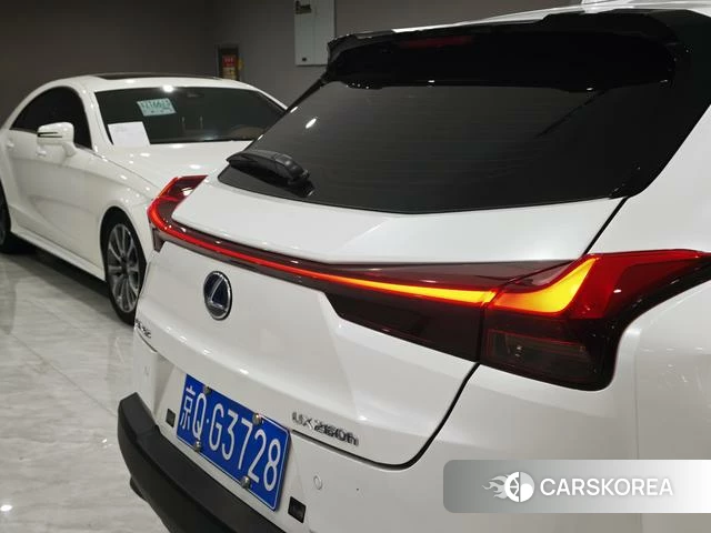 Lexus UX id 4301861 из Китая 24