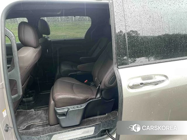 Toyota Saina id 4221340 из Китая 11