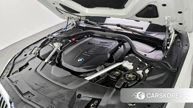 BMW 7 Series (G11) id 4293934 из Кореи 16