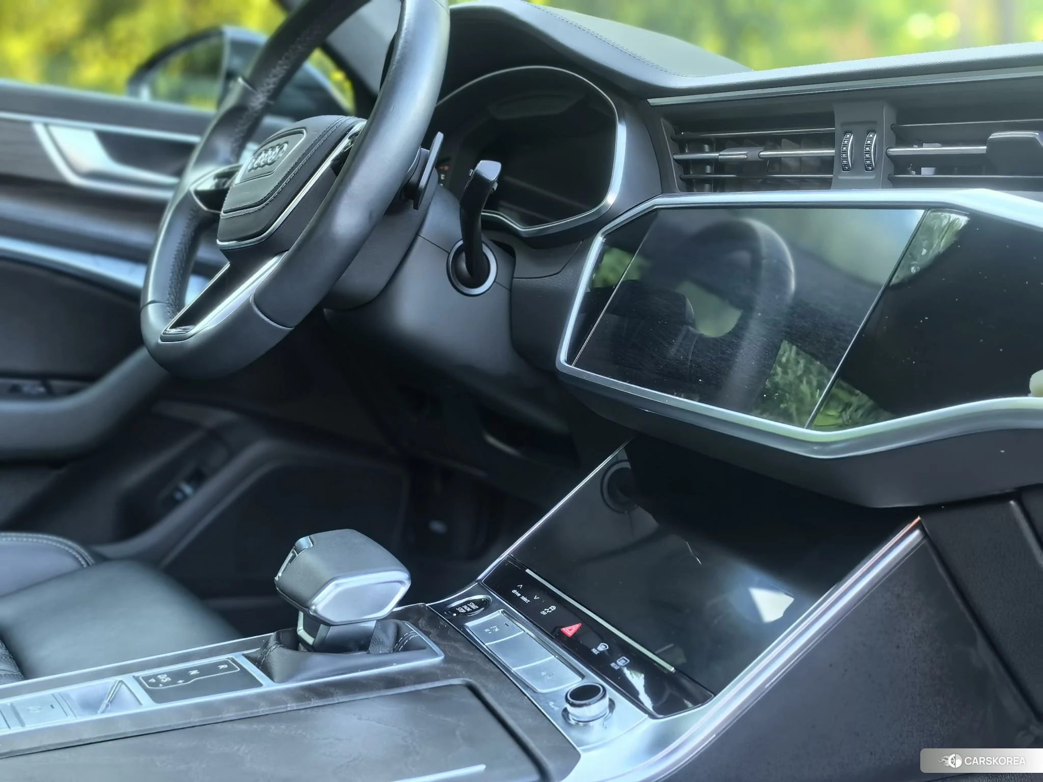 Audi A6L id 4461531 из Китая 16
