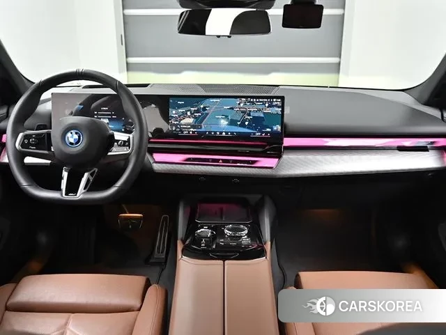 BMW 5 Series (G60) id 3415268 из Кореи 16