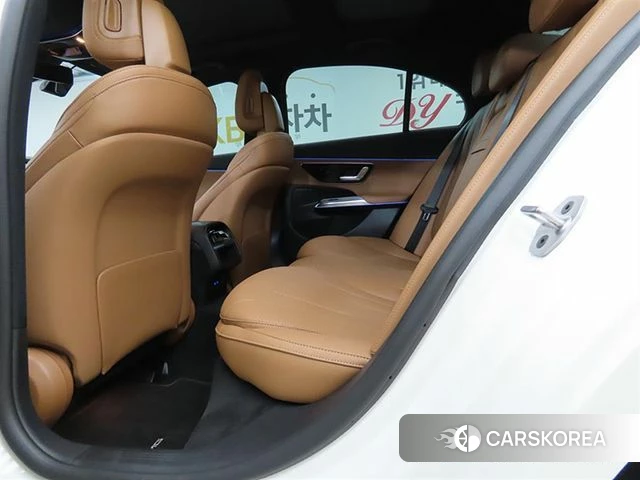 Mercedes-Benz E-Class W214 id 4607359 из Кореи 16