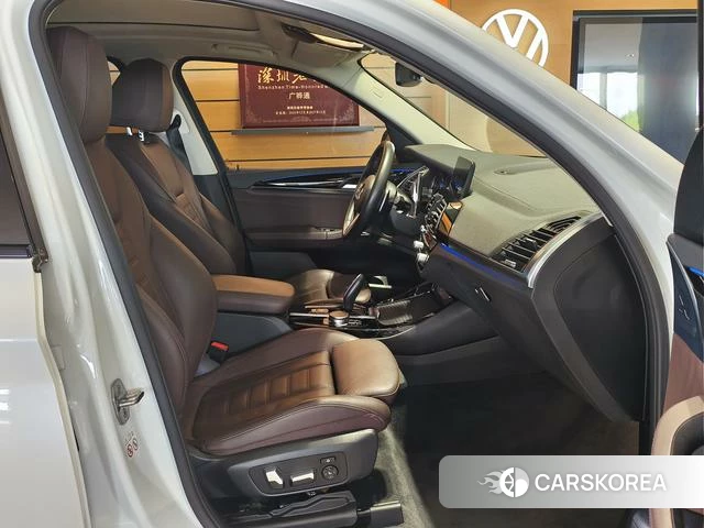 BMW X3 id 4227306 из Китая 12