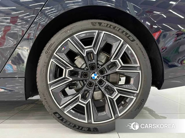 BMW 5 series id 4265702 из Китая 21