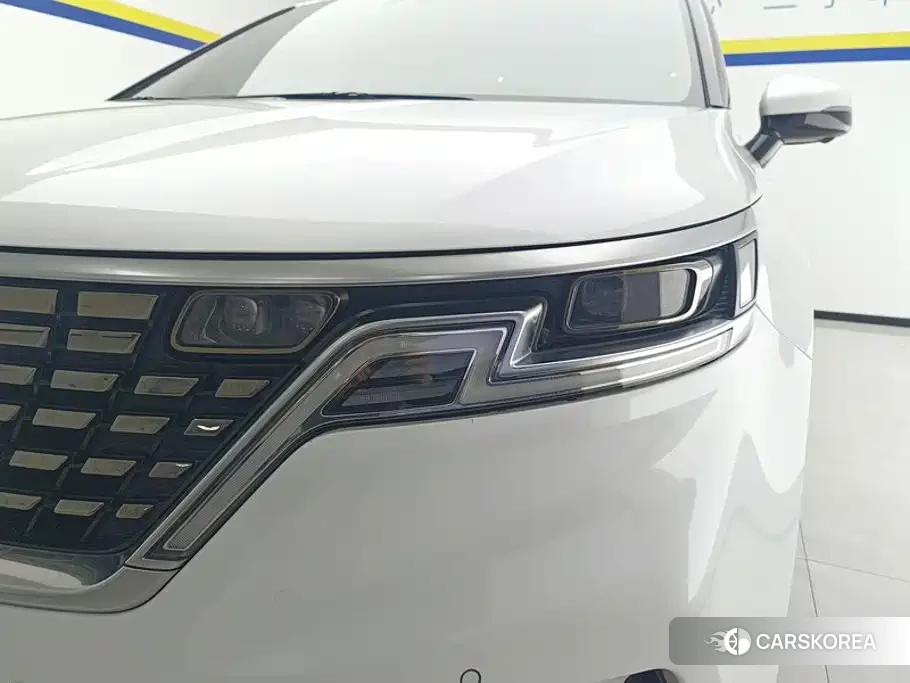 Kia Carnival id 4607225 из Китая 12
