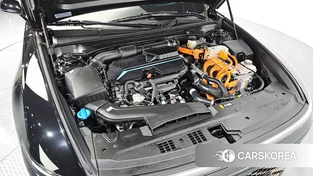 Hyundai Grandeur Hybrid (GN7) id 3236804 из Кореи 16