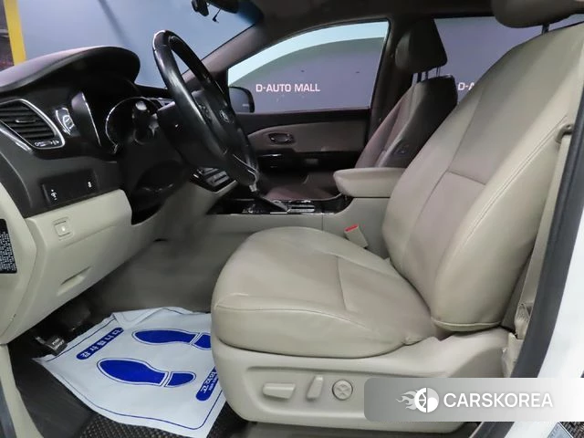 Kia The New Carnival id 4384991 из Кореи 16