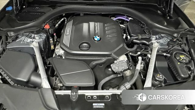 BMW 5 Series (G30) id 3934415 из Кореи 16