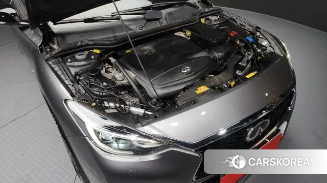 Infiniti Q30 id 3578737 из Кореи 16