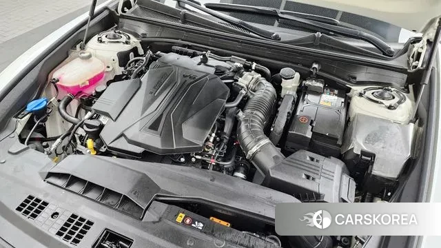 Hyundai Grandeur (GN7) id 3278993 из Кореи 16