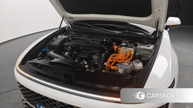 Hyundai Grandeur Hybrid (GN7) id 3838611 из Кореи 16