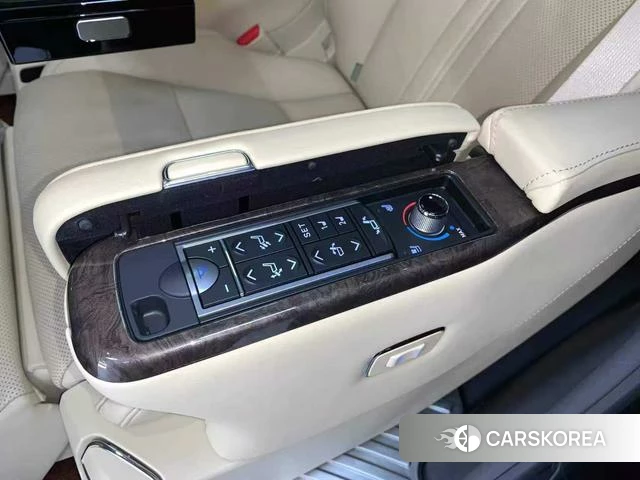 Toyota Elfa id 3882357 из Китая 16