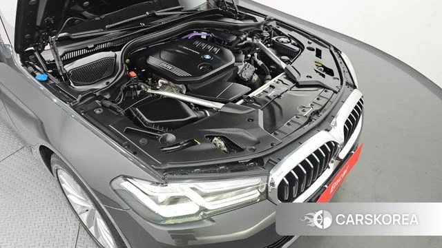 BMW 5 Series (G30) id 4670686 из Кореи 16