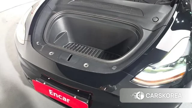 Tesla Model Y id 3596132 из Кореи 16