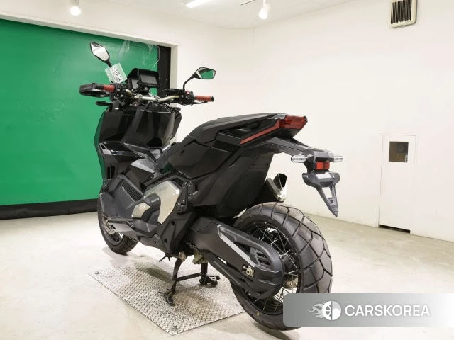 Проданный Honda X-ADV 750 id 4334557 из Японии, фото 6