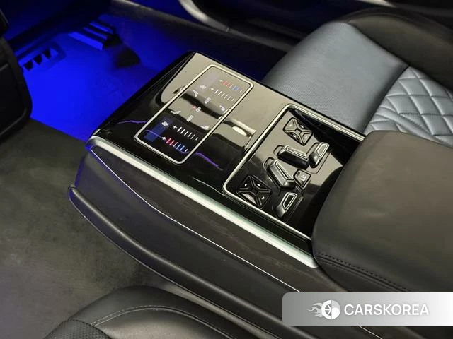 Audi A8 id 4229235 из Китая 12
