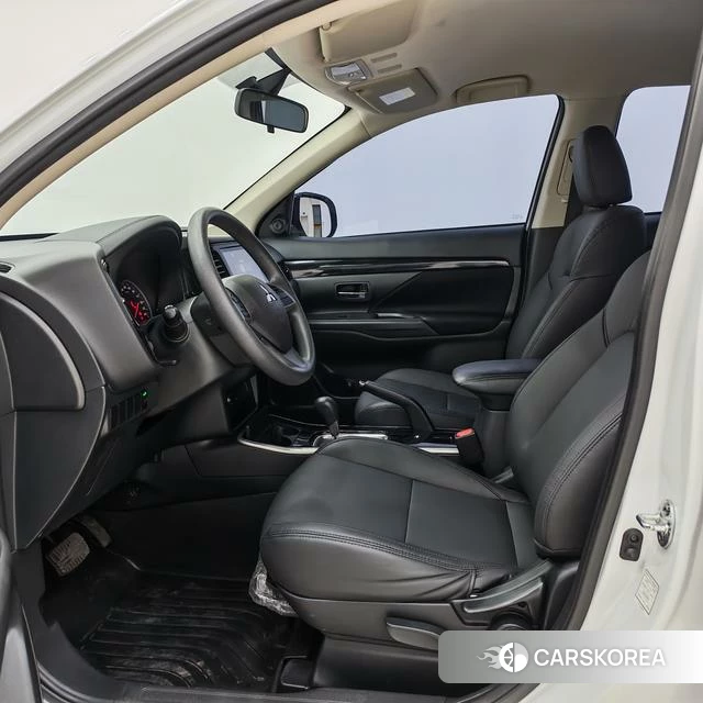 Mitsubishi  Outlander id 4207298 из Китая 12